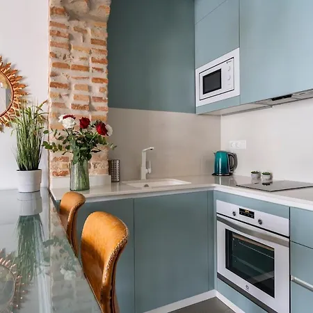 Centrica Y Encantadora Vivienda. Apartamento