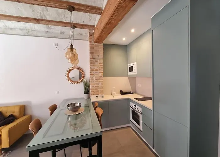 Centrica Y Encantadora Vivienda. Apartament