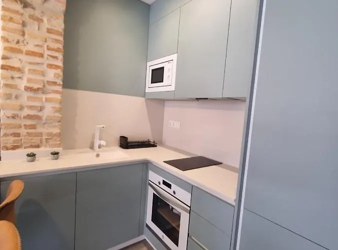 Centrica Y Encantadora Vivienda. Apartament Walencja