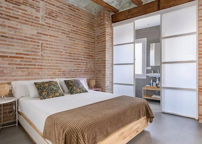 Centrica Y Encantadora Vivienda. * Walencja